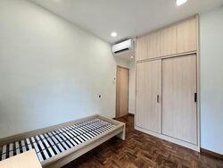 Hillview Park (D23), Condominium #579575481